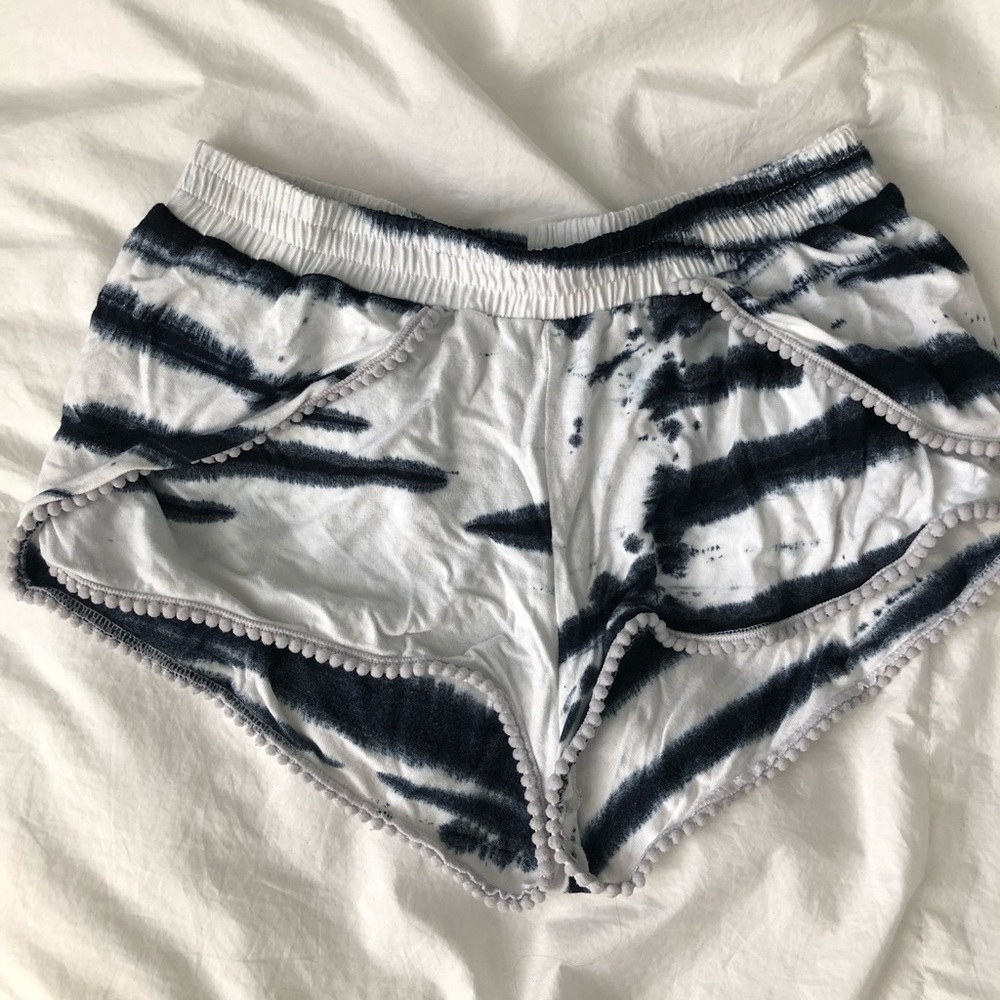 Marbled Shorts Black/White